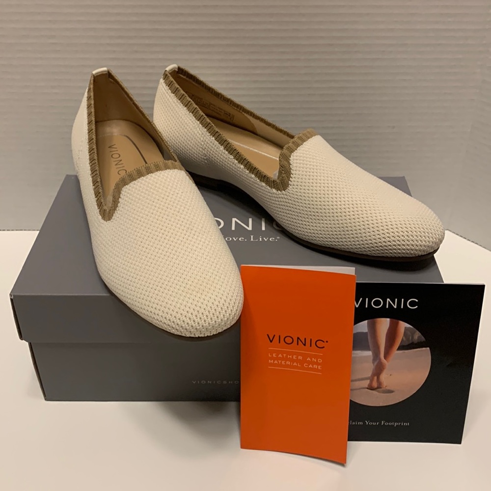 Vionic Willa Knit Flats